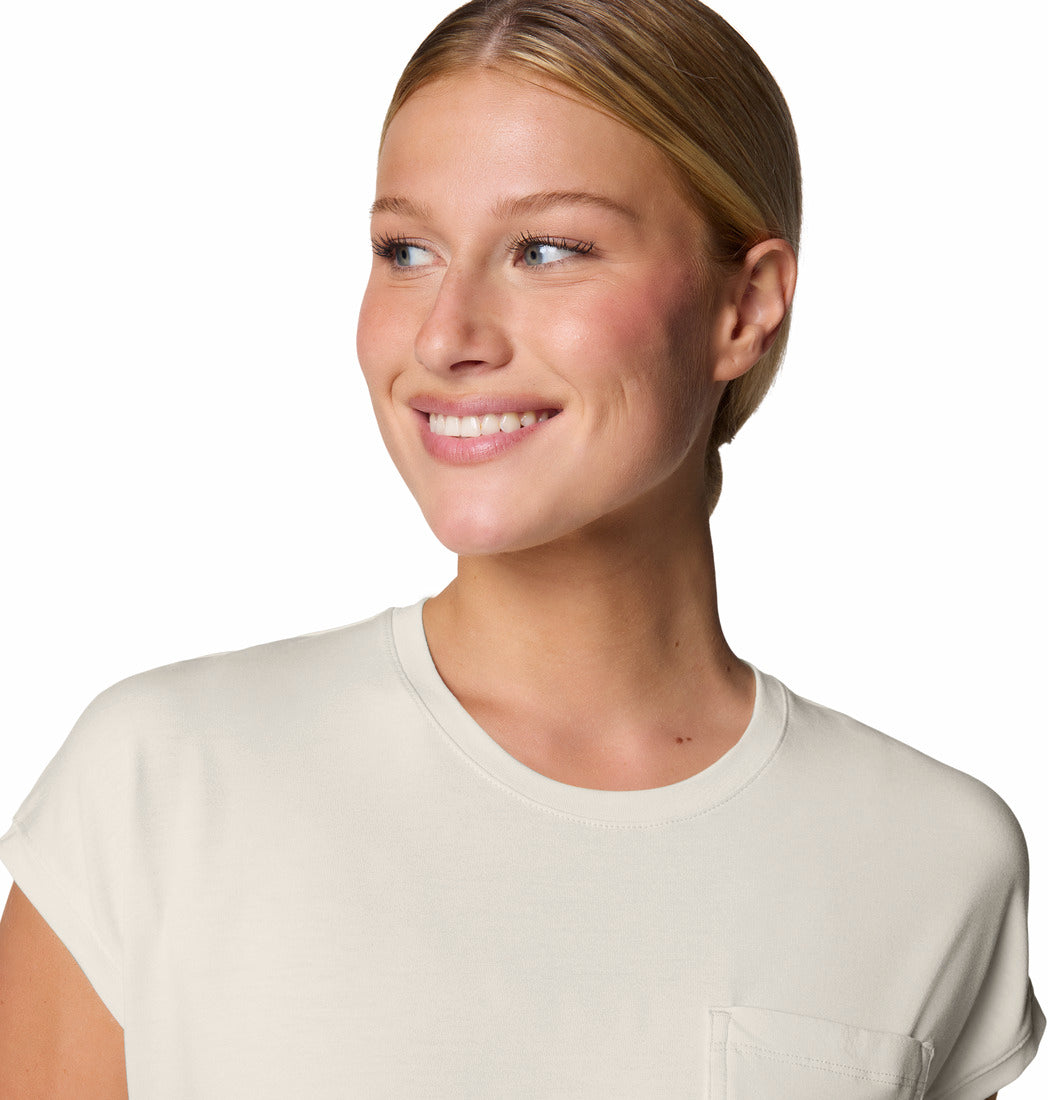 Columbia Women's T-shirt - BOUNDLESS TREK