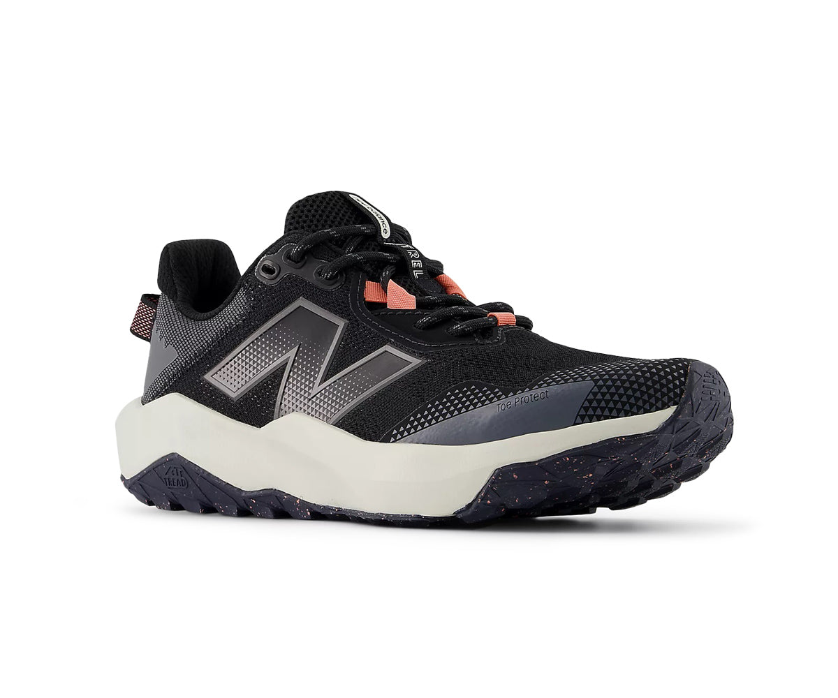 Souliers de course sur sentiers New Balance pour femmes - NITREL V6 WIDE