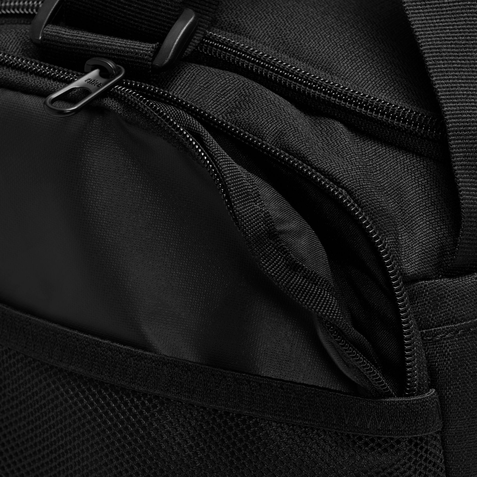 Petit sac de sport Nike - BRASILIA 9.5