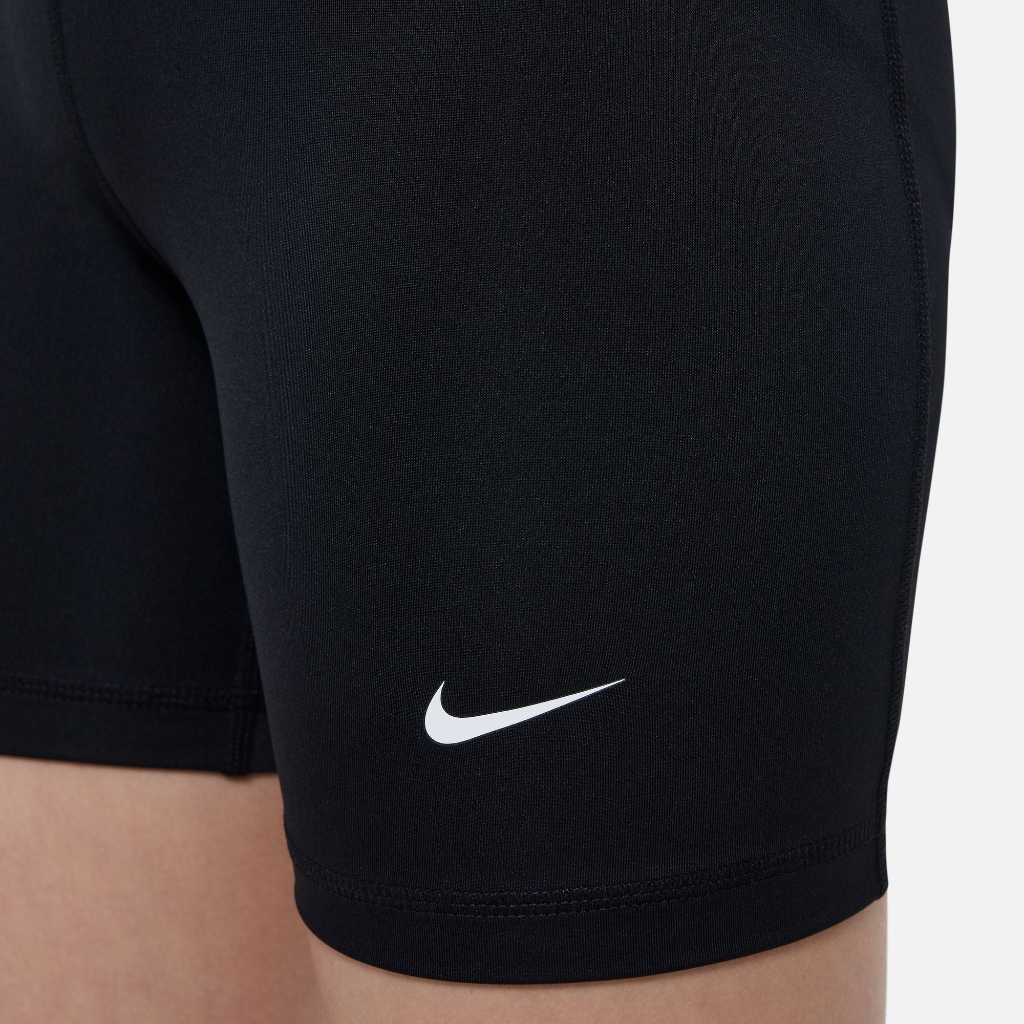Girls’ Nike shorts - PRO 5"