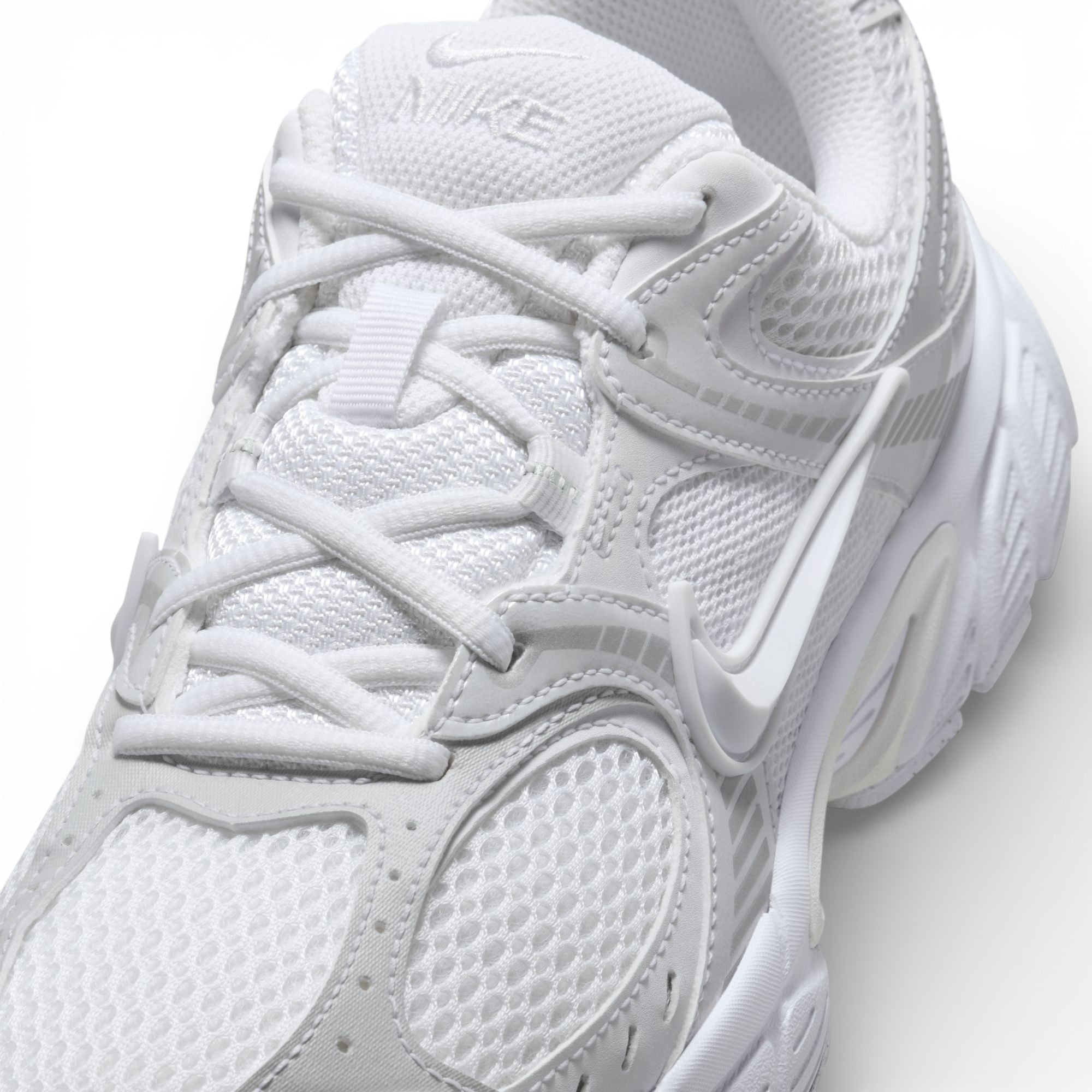 Souliers Nike pour femmes - V5 RNR