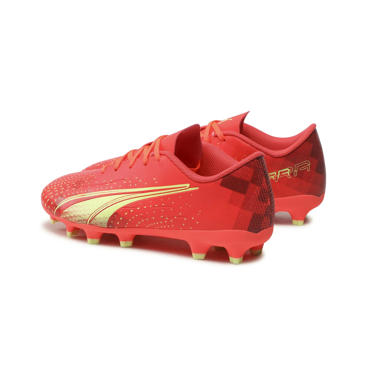 ULTRA PLAY FG - Souliers de soccer pour garçons (Junior) - PUMA