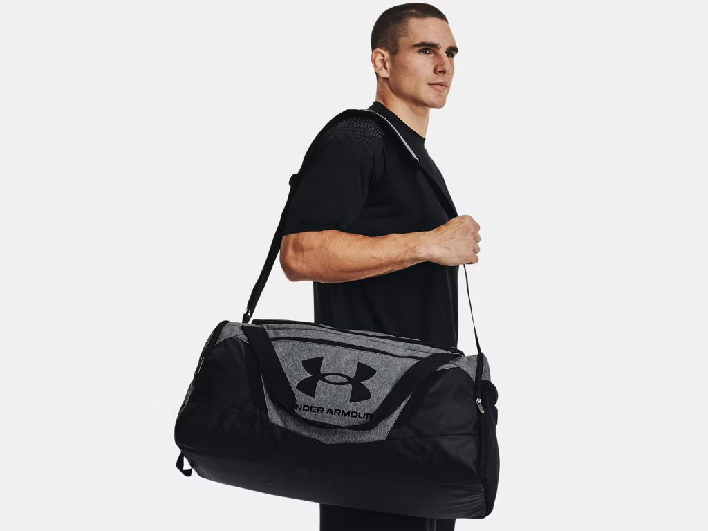 Under Armour sports bag - UNDENIABLE M