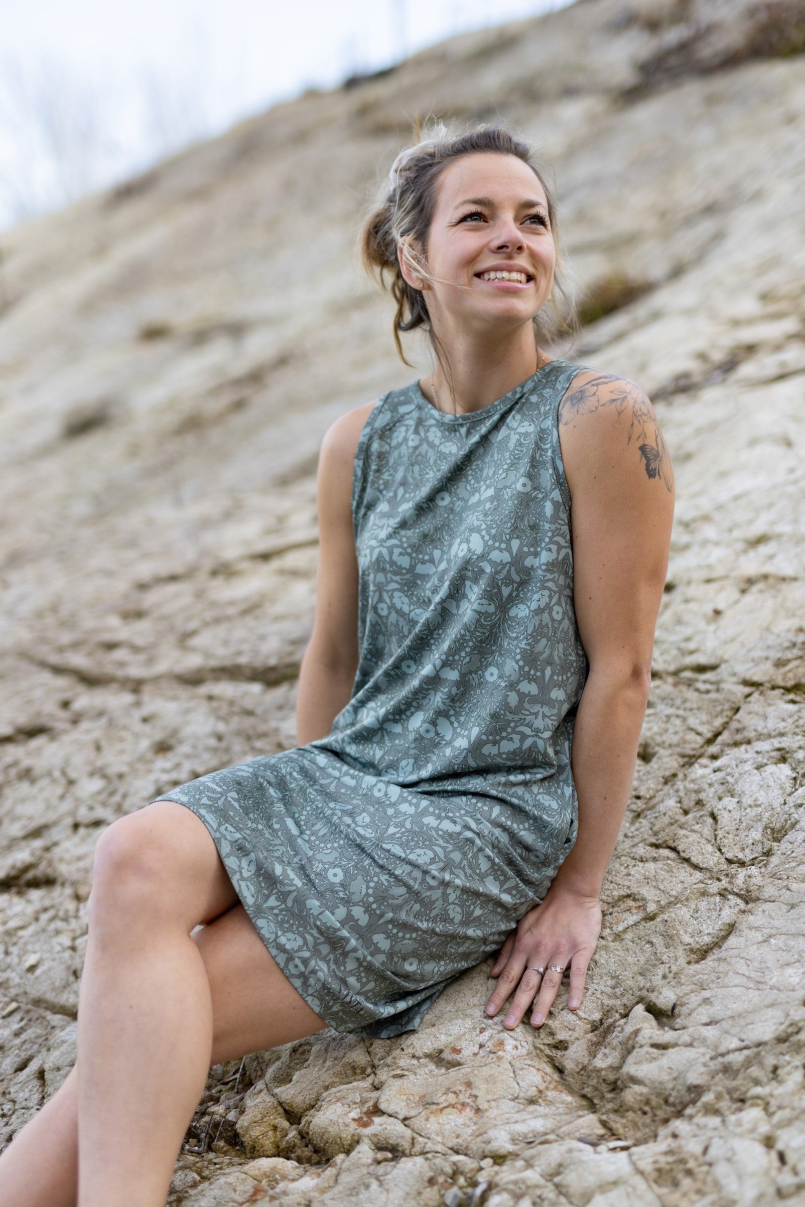 Robe pour femmes Vista - LOLA SLEEVELESS