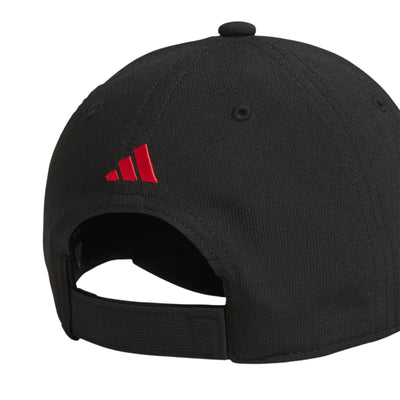 Casquette Adidas Alliance Strapback noire et rouge pour garçons, détail du logo adidas et de la sangle