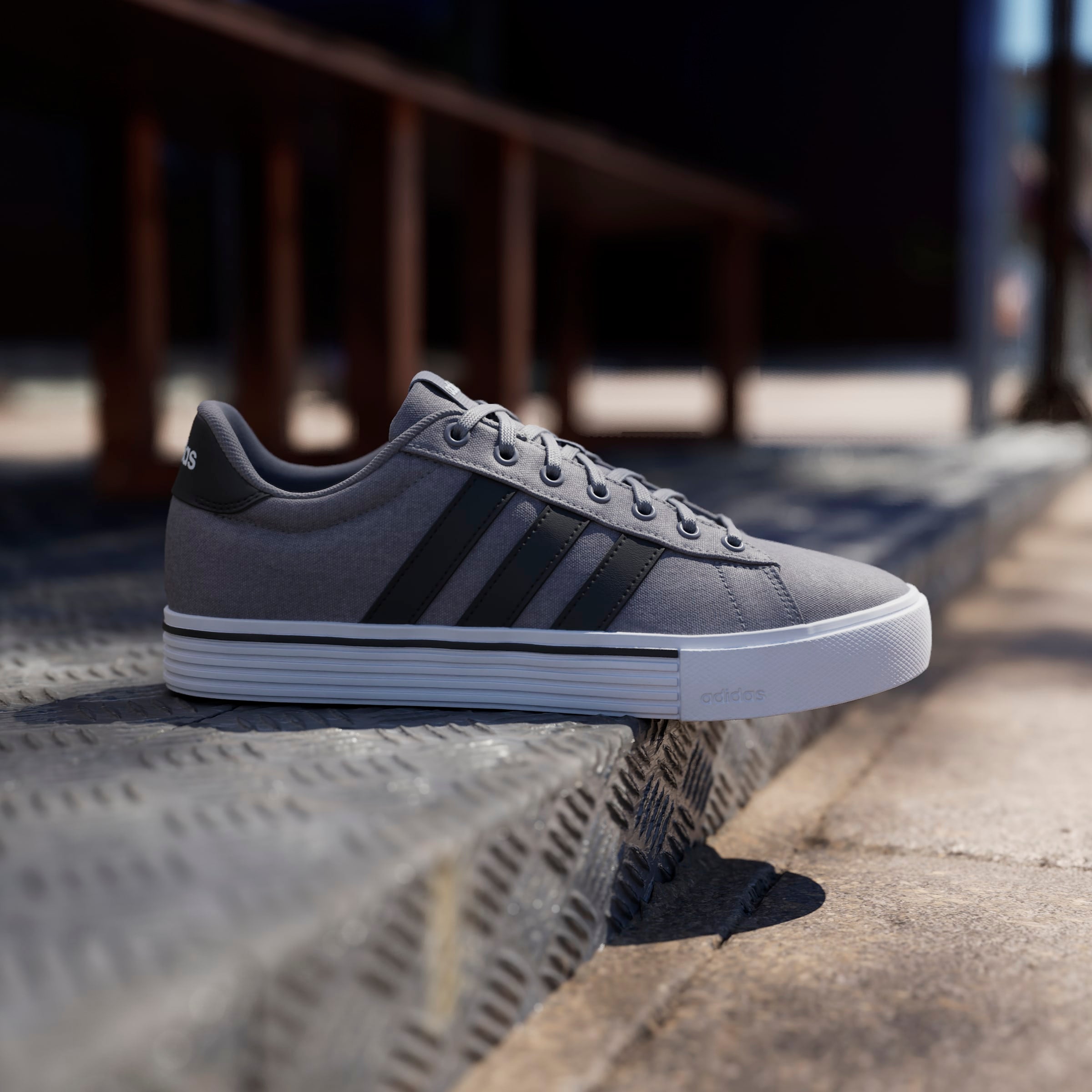 Souliers Adidas hommes - DAILY 4