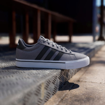 Souliers Adidas hommes - DAILY 4