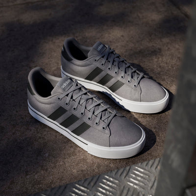 Souliers Adidas hommes - DAILY 4