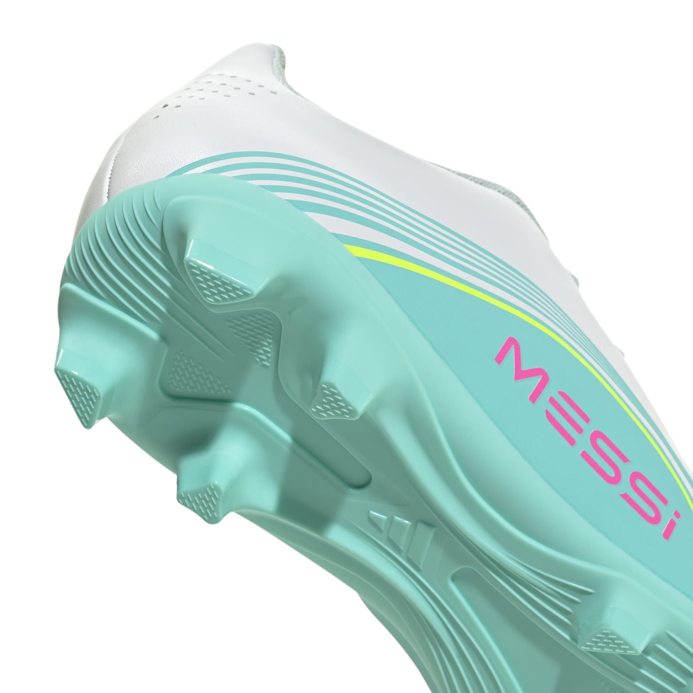 Girls' junior Adidas soccer shoes - F50 CLUB MESSI