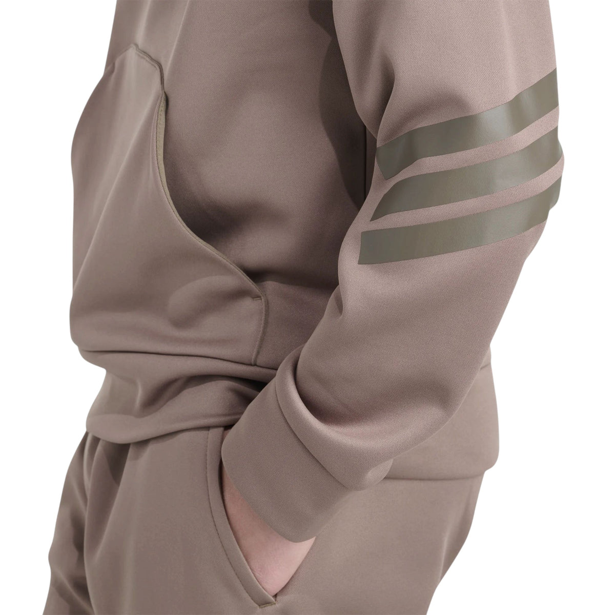 Chandail à capuchon Adidas Future Icons pour garçons, détail de la manche et de la poche