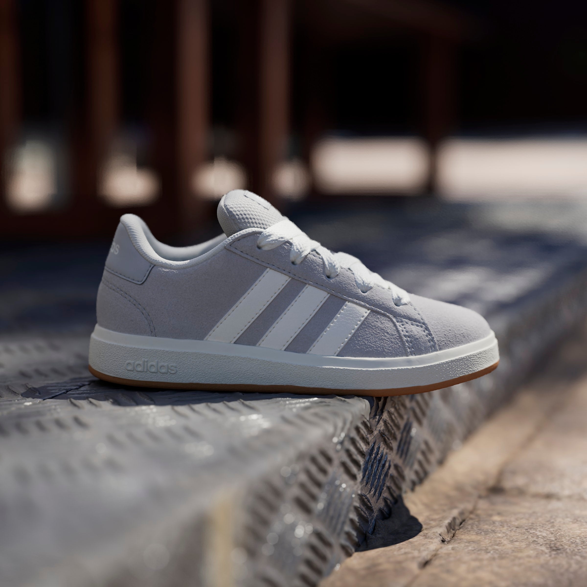 Souliers mode Adidas pour filles - GRAND COURT 00S
