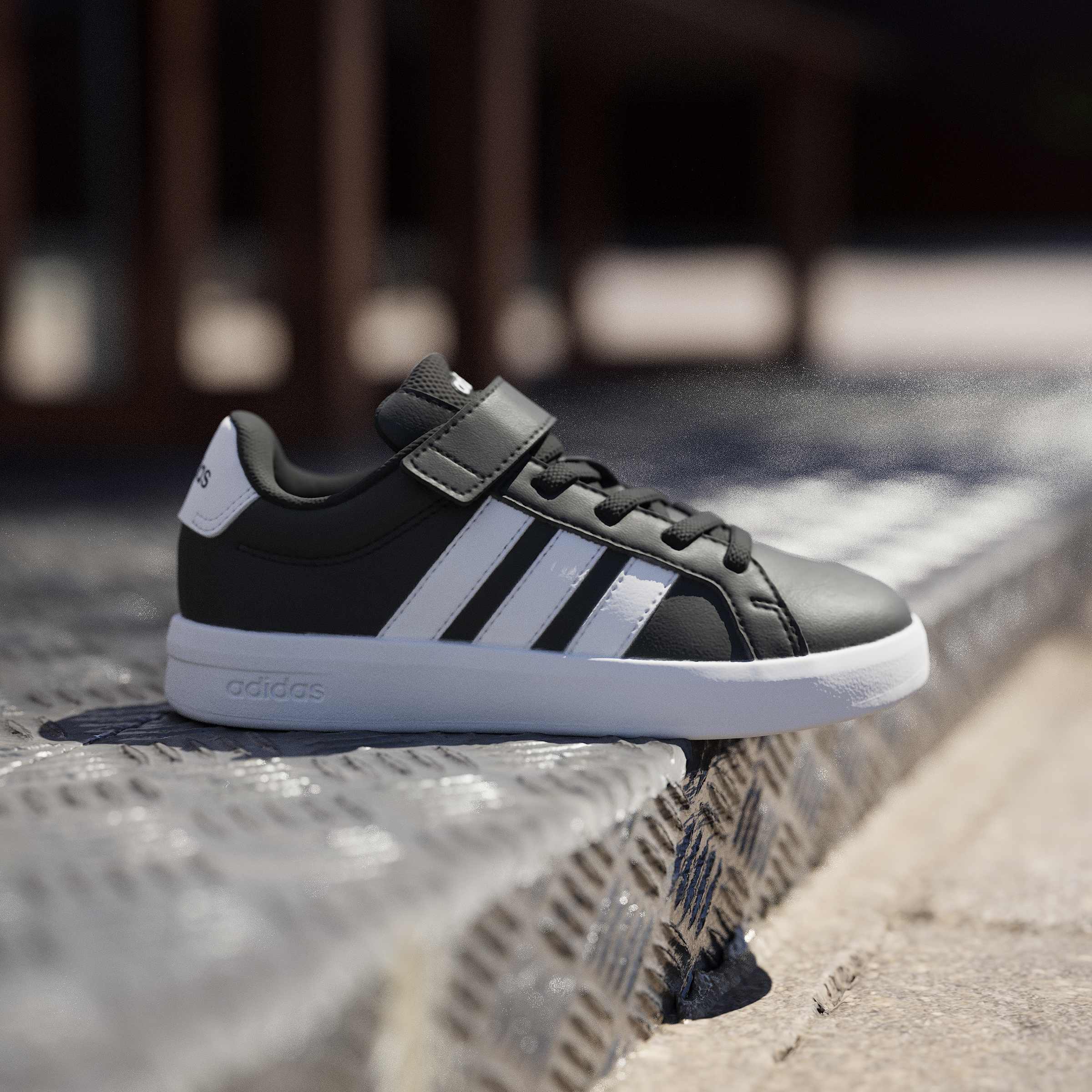 Souliers mode Adidas enfants - GRAND COURT 3.0