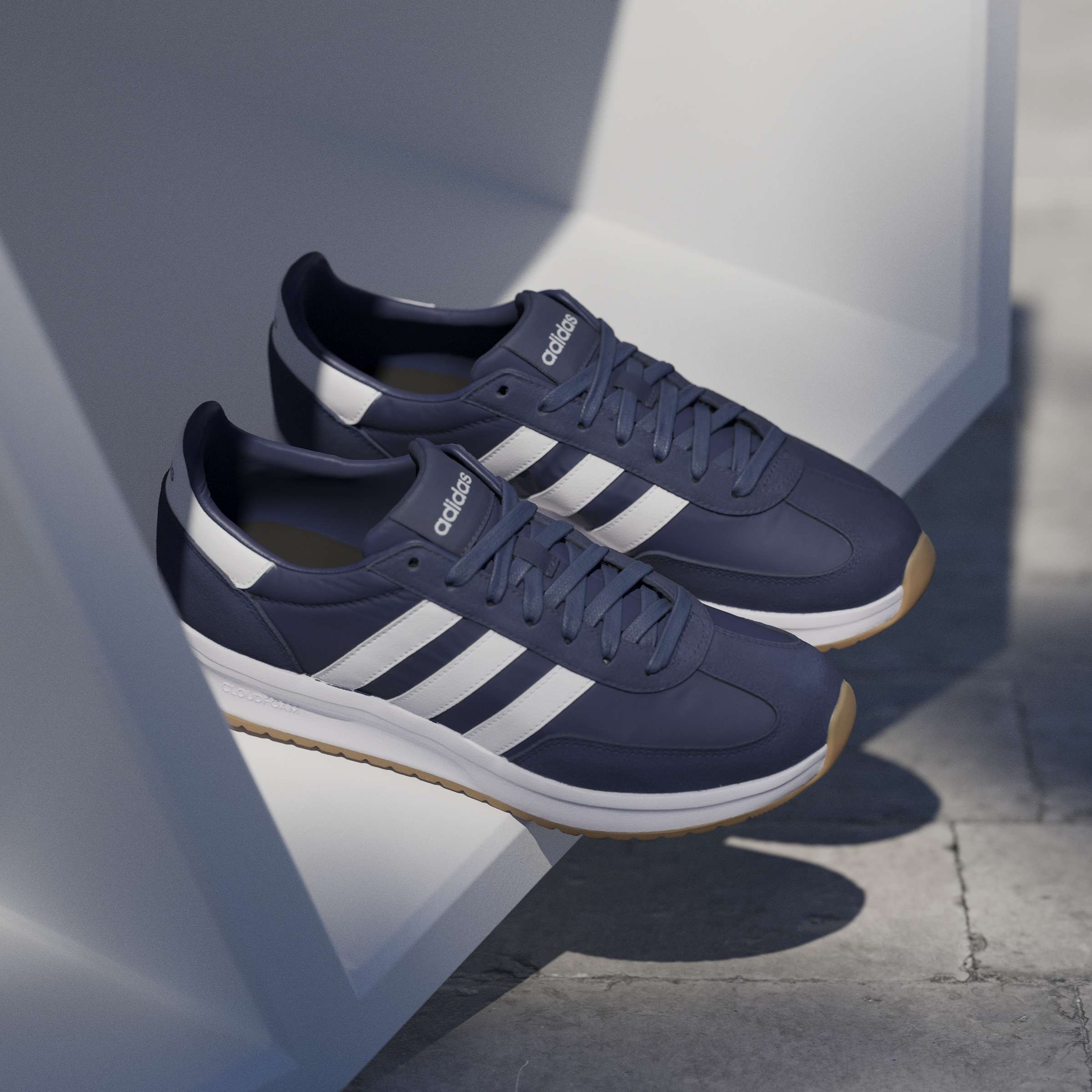 Adidas Fashion Shoes for Men - RUN 70S 2.0
