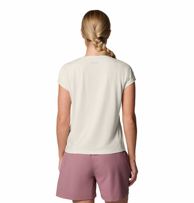 Columbia Women's T-shirt - BOUNDLESS TREK
