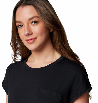 Columbia Women's T-shirt - BOUNDLESS TREK