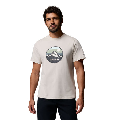 T-shirt CSC Seasonal Graphic de Columbia pour hommes, beige, porté de face