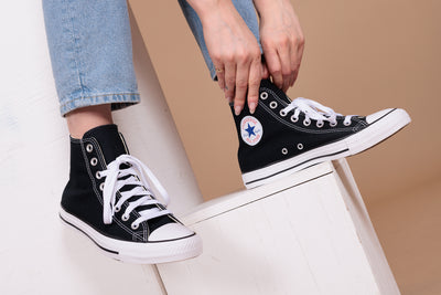 Souliers Converse hauts pour hommes femmes - CTAS HI/OX CORE MID