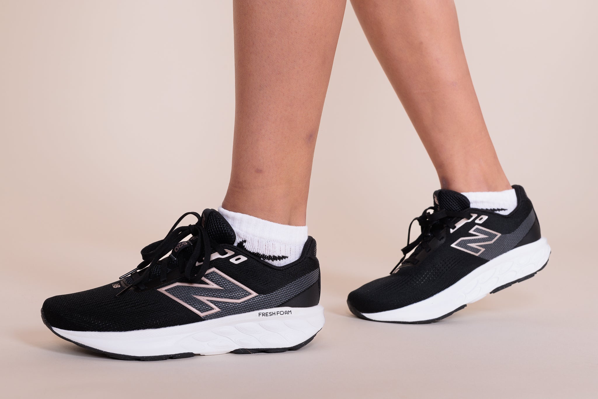 New Balance running shoes for women - 520 V9