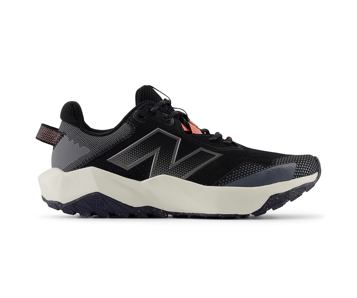 Souliers de course sur sentiers New Balance pour femmes - NITREL V6 WIDE
