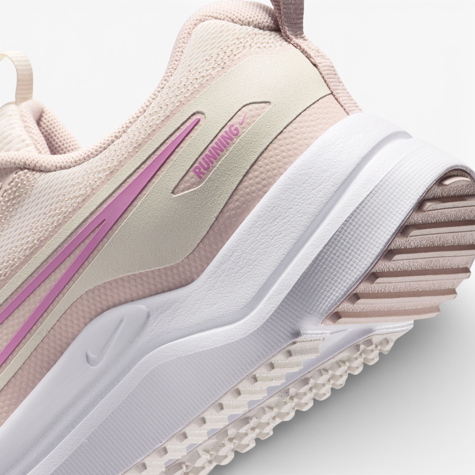 Souliers Nike pour filles junior - COSMIC RUNNER