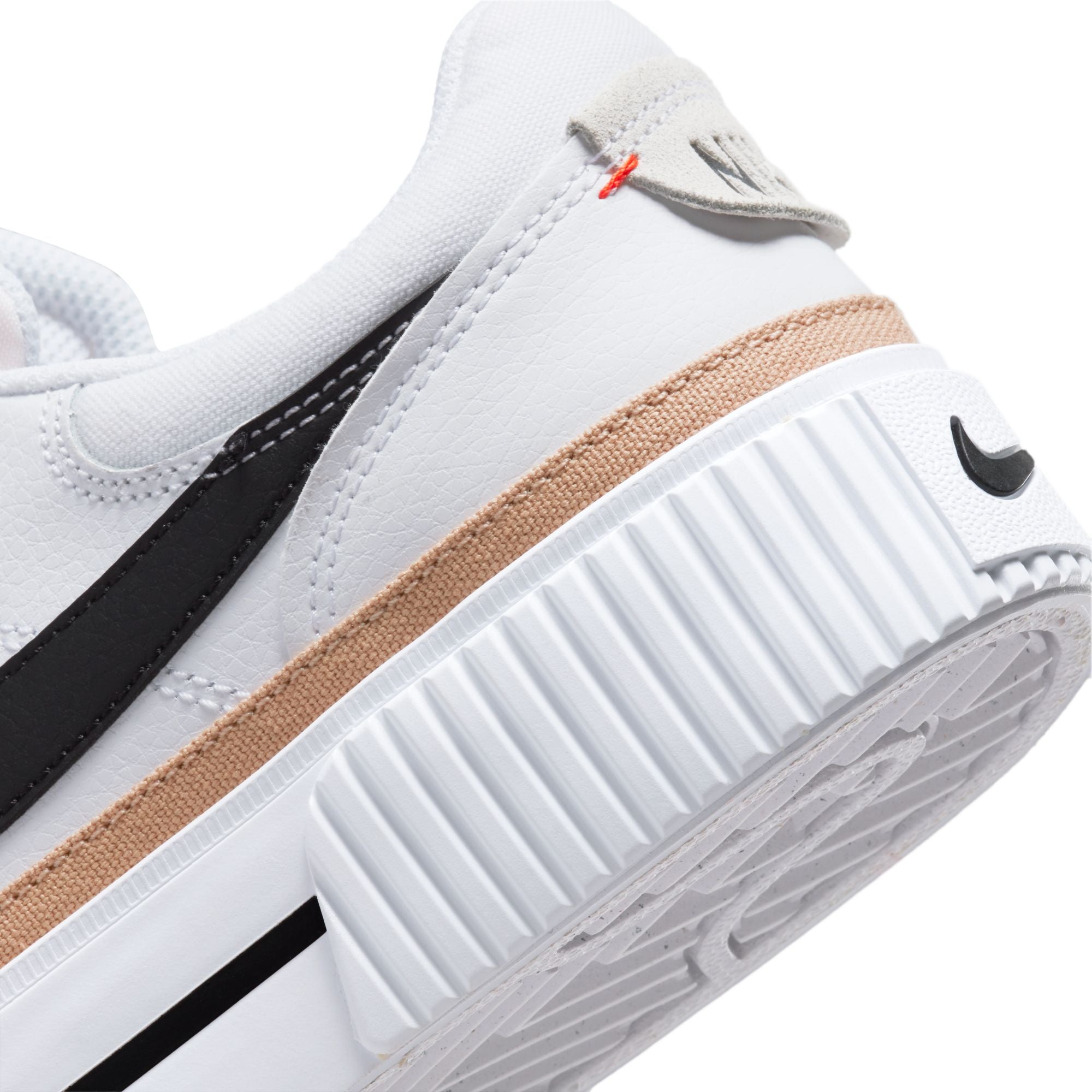 Souliers sport Nike Femmes - COURT LEGACY LIFT
