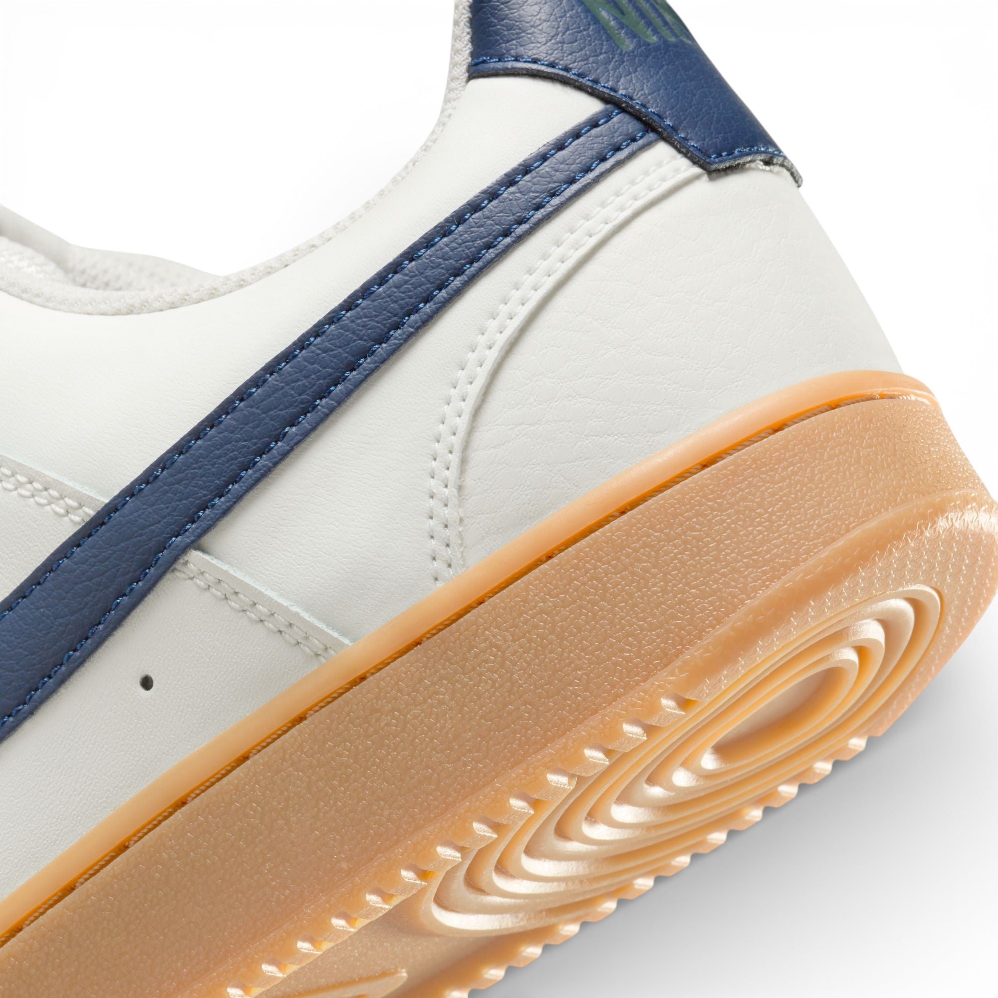 Chaussures Nike Hommes - COURT VISION LOW