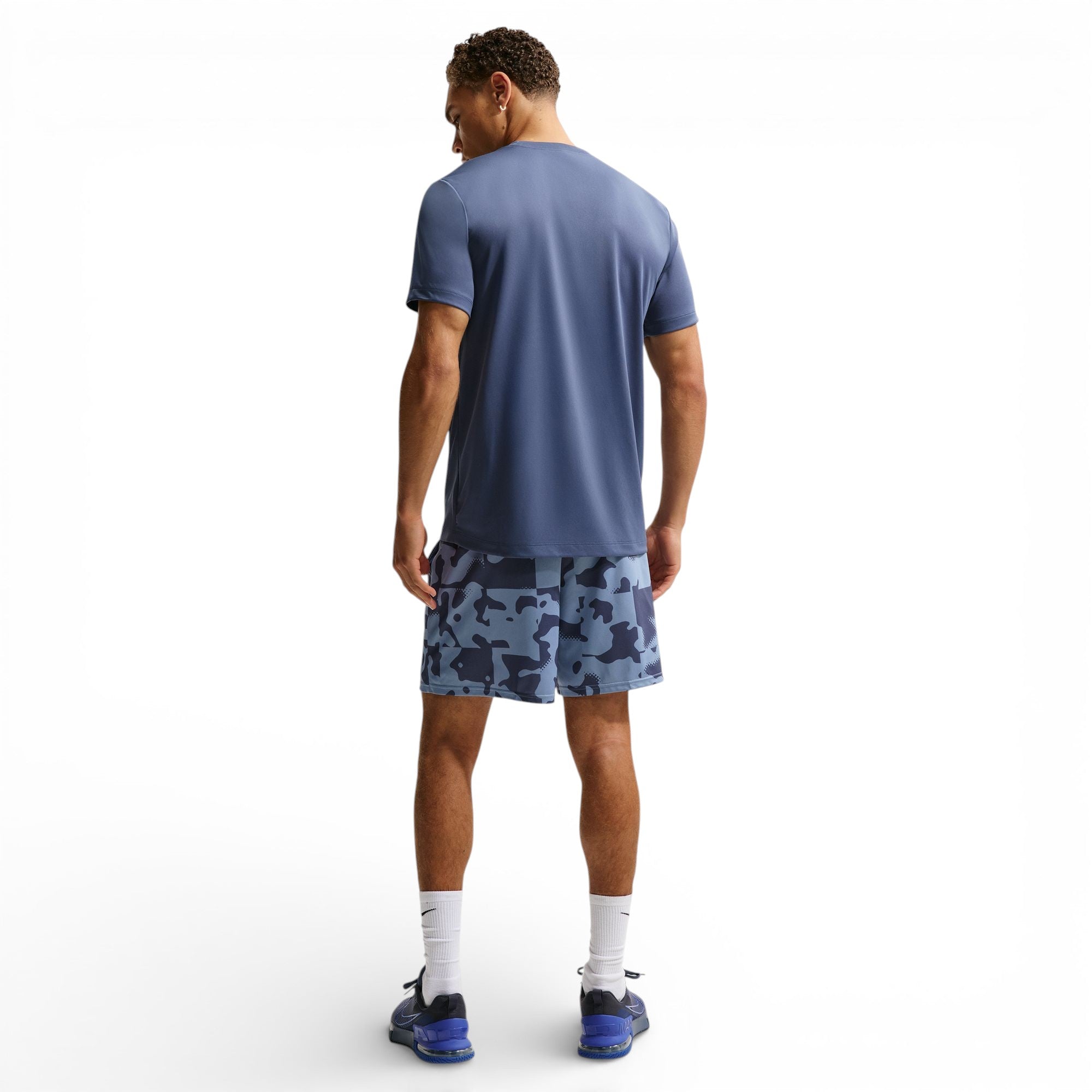 Nike Men's Dri-FIT T-Shirt - LEGEND
