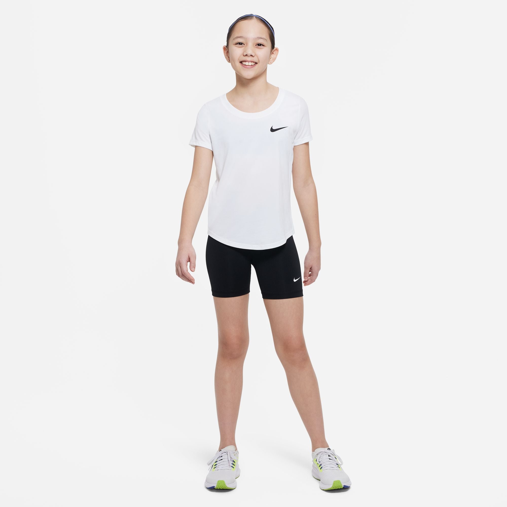 Girls’ Nike shorts - PRO 5"