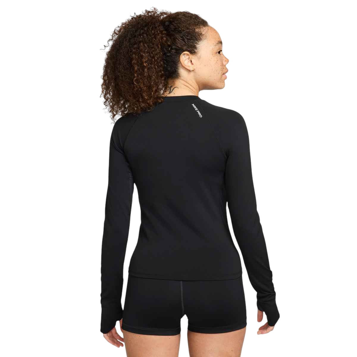 Chandail à manches longues Nike Pro noir pour femmes, vue de dos
