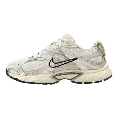Souliers Nike pour femmes - V5 RNR