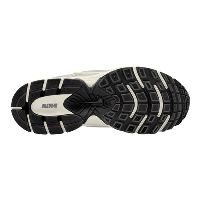 Souliers Nike pour femmes - V5 RNR