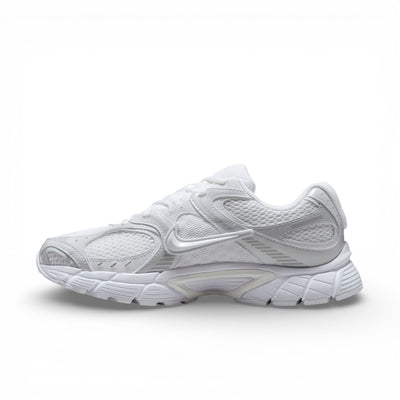 Souliers Nike pour femmes - V5 RNR