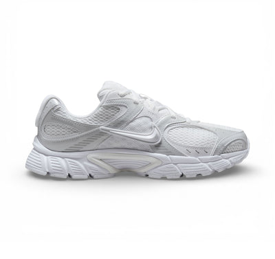 Souliers Nike pour femmes - V5 RNR