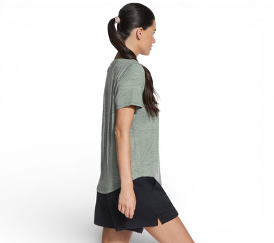 T-shirt Skechers pour femmes  - GO DRI SWIFT TEE