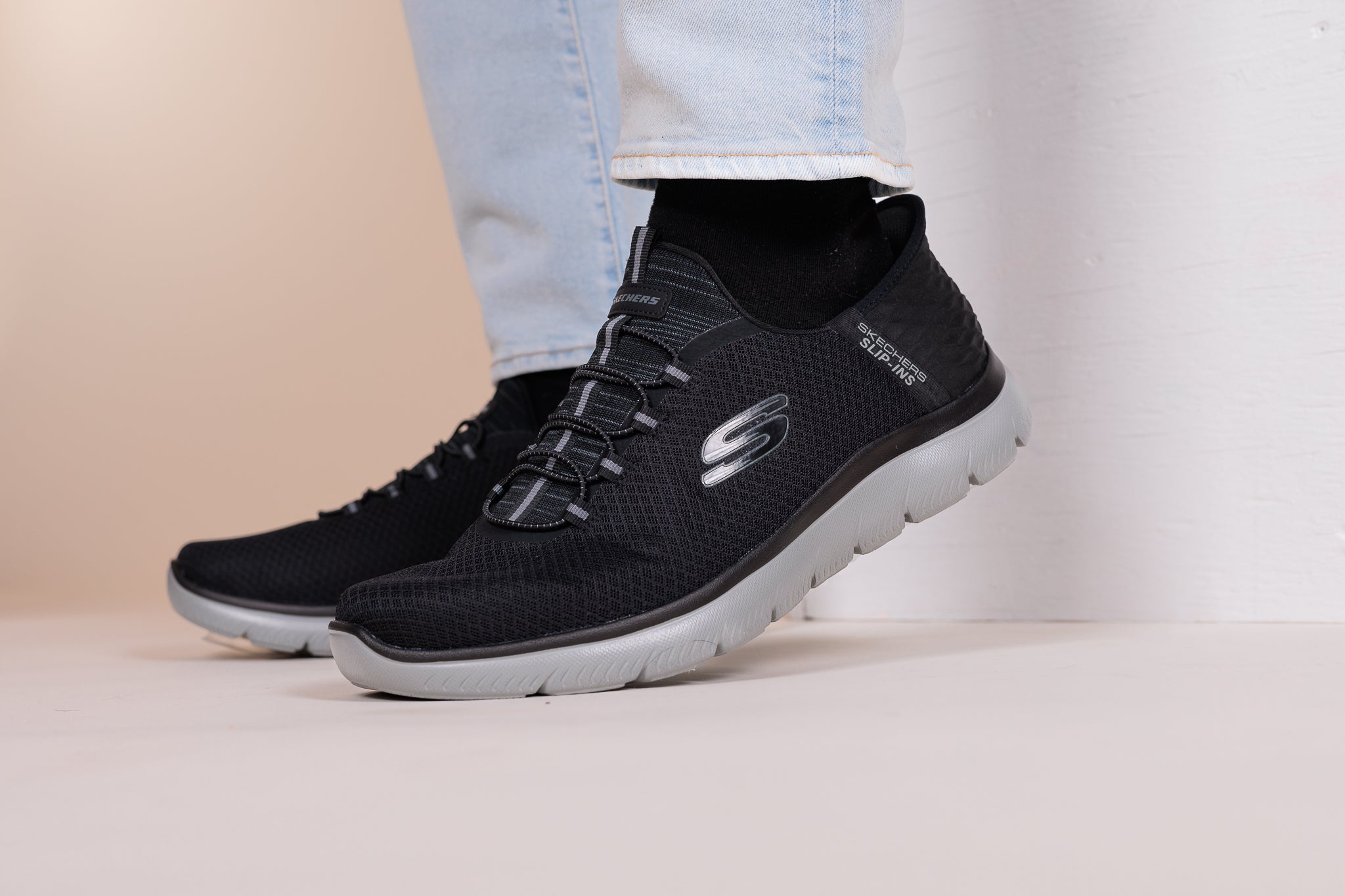 Slip-on shoes for men - Skechers - SK SLIP-INS SUMMITS