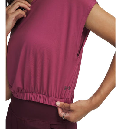 Under Armour Women's T-Shirt - MOTION BUBBLE HEM