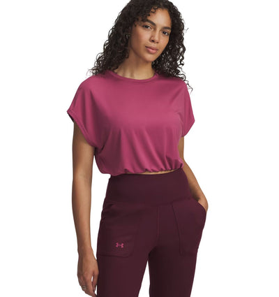 Under Armour Women's T-Shirt - MOTION BUBBLE HEM